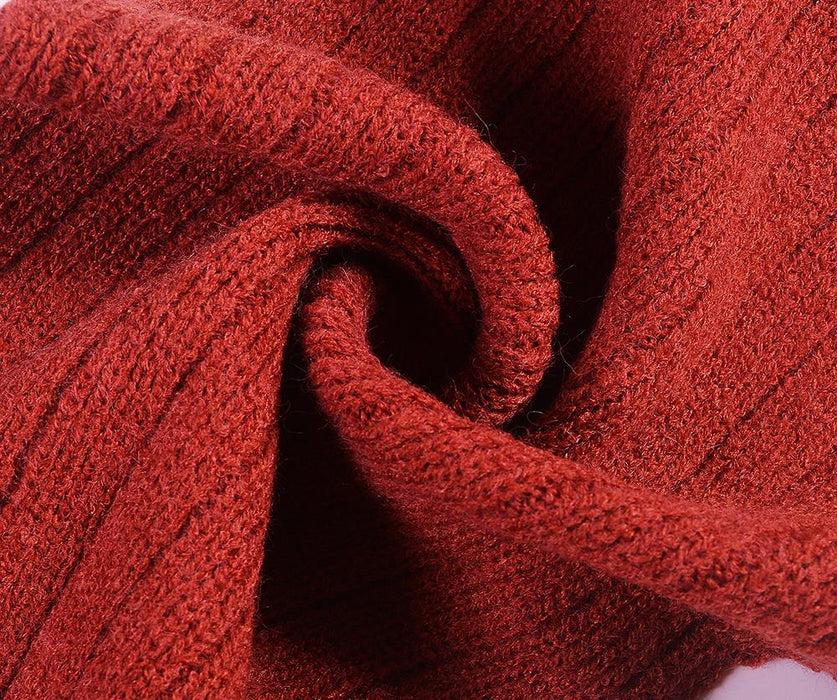 Red Knitted scarf